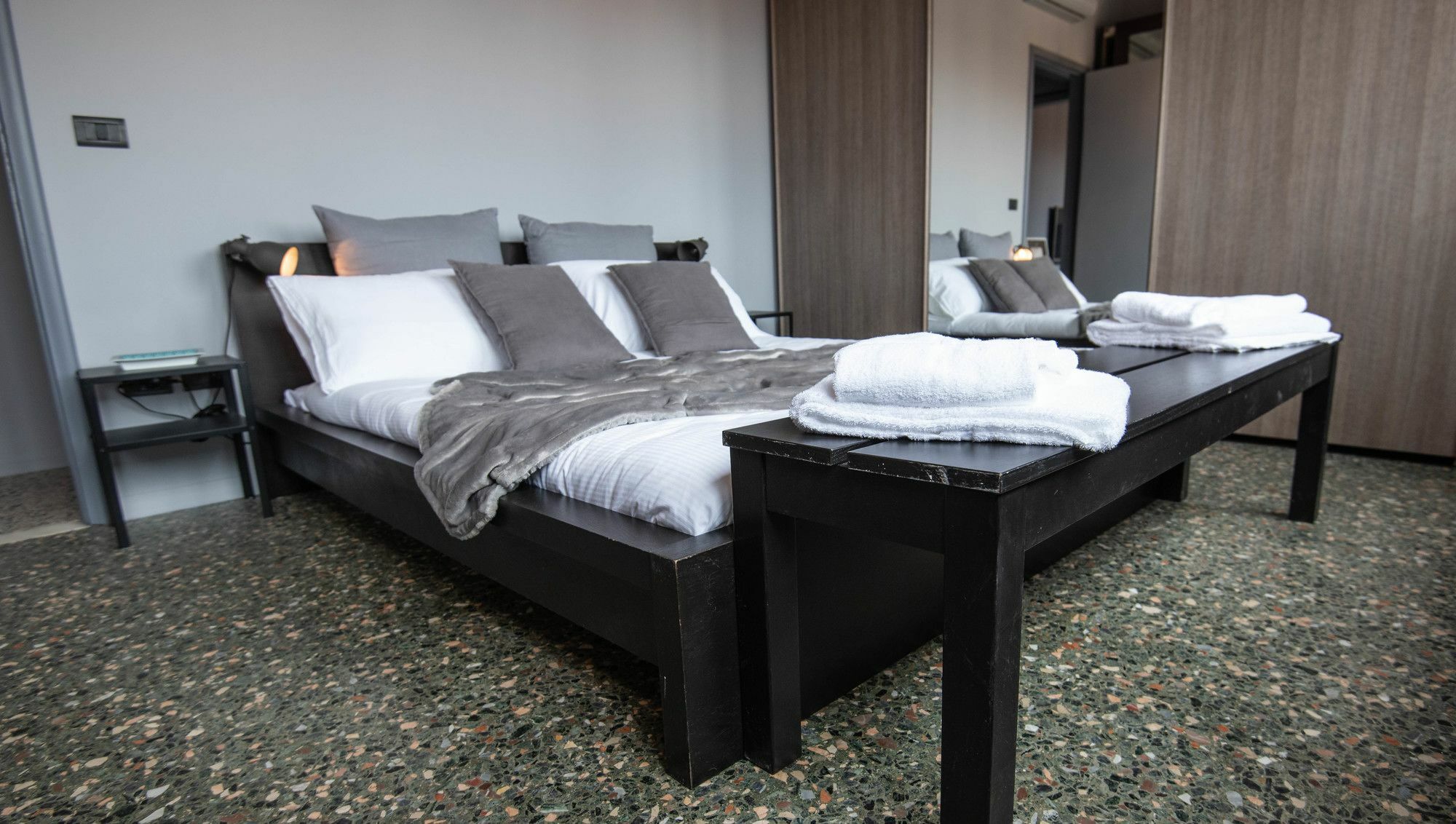 Greci Design Terrace Apartment Venesia Bagian luar foto